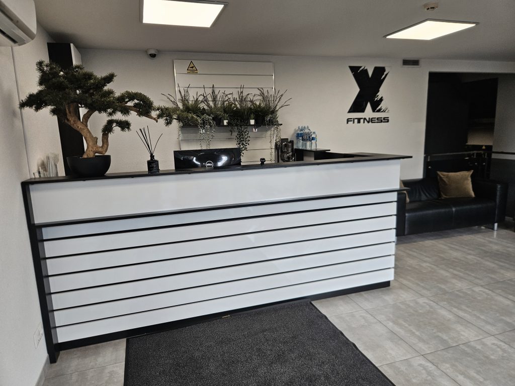X FITNESS sporto klubo registratūra Naujojoje Vilnioje